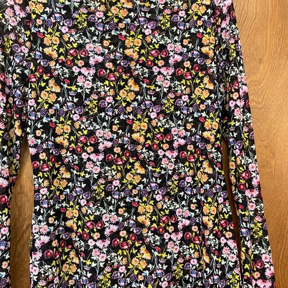 Inc womens top size small floral print. I wore only a few times. Hand washable. - Picture 3 of 4